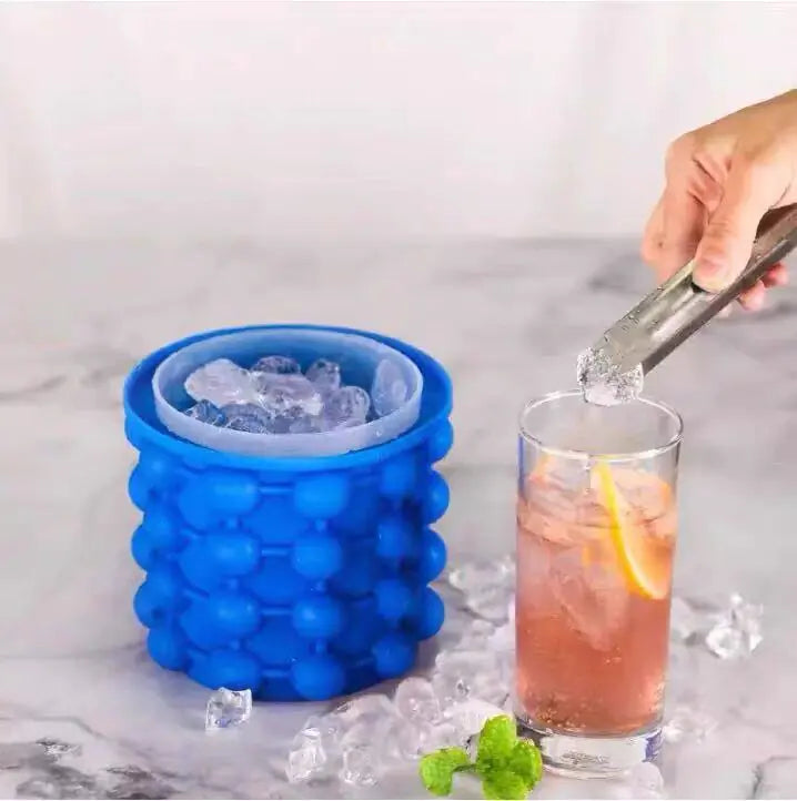 Arctic Blast™ Silicone Mold Ice Cube Tray